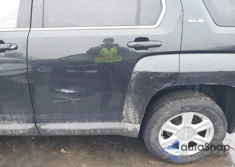 2015 GMC Terrain Sle-2 z USA, uszkodzony, nr VIN 2GKALREK4F6343067